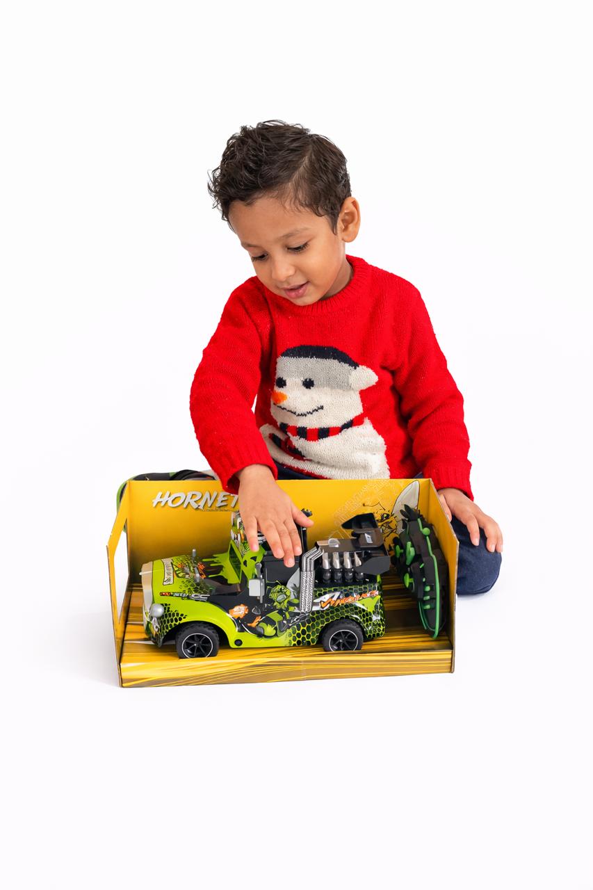 hornet_spray_light_rc_monster_truck_–_high_speed_rechargeable_remote_control_car_for_kids_img3