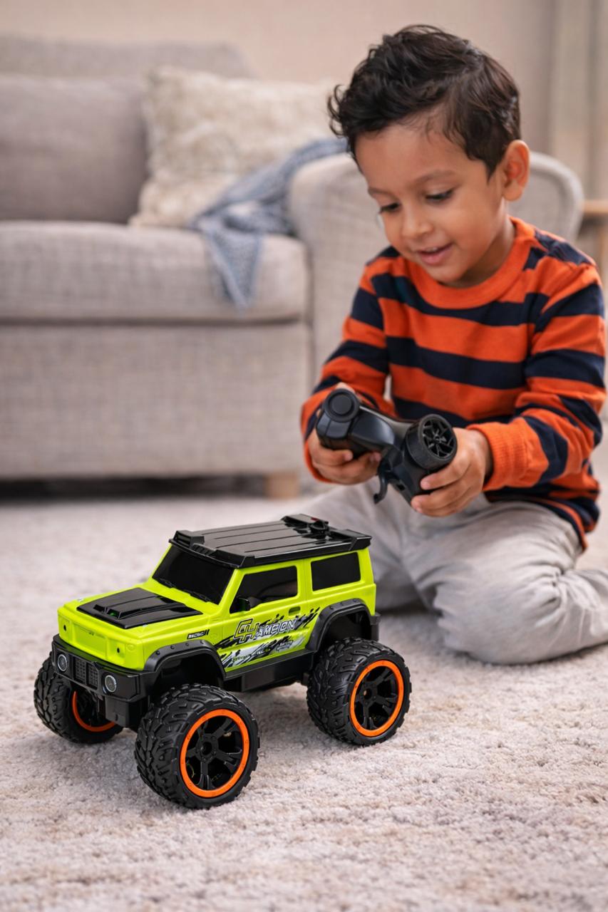 RC Spray Monster Truck Toy – High Speed 4WD Rechargeable Remote Control Car for Kids - Image 3